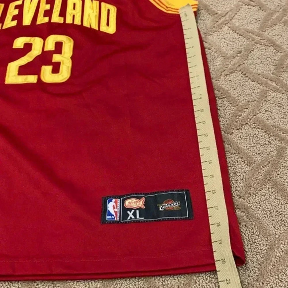 Lebron James Cleveland Cavaliers NBA  HOOPS Jersey - Picture 7 of 8